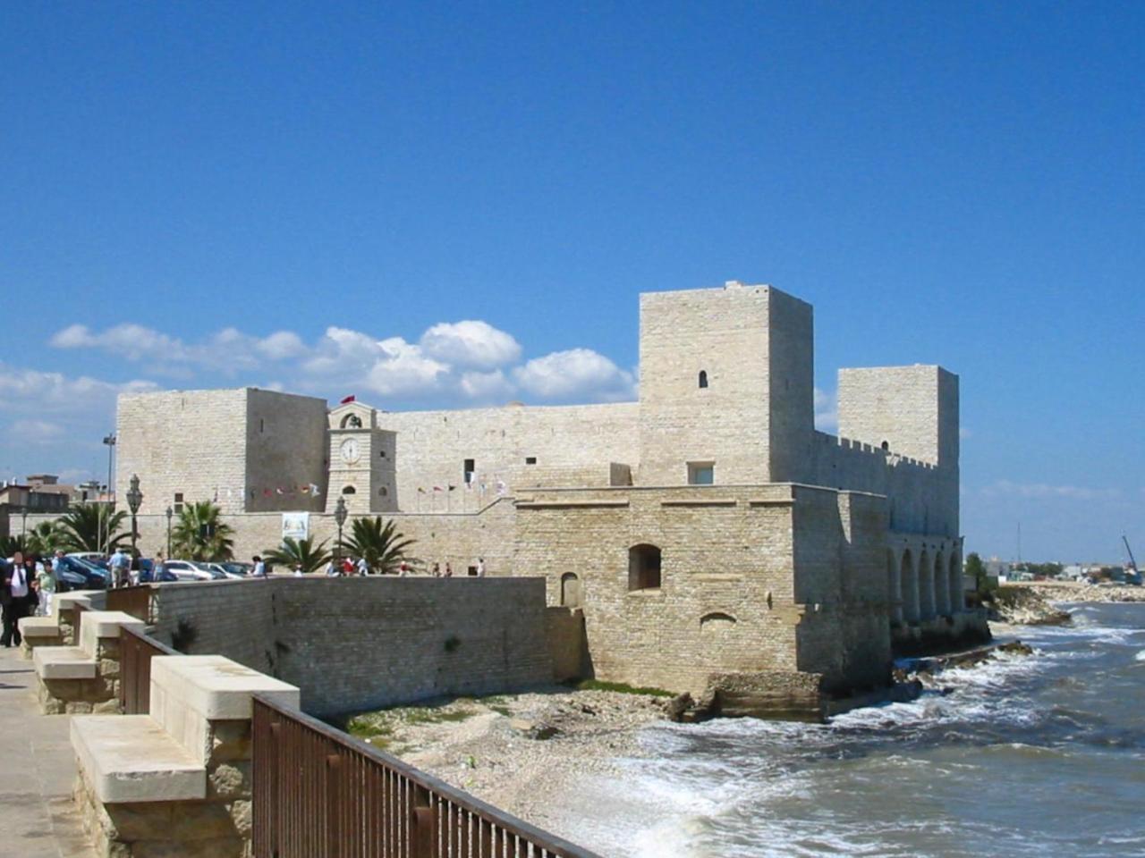 I Colori Della Puglia Rooms Трани Экстерьер фото
