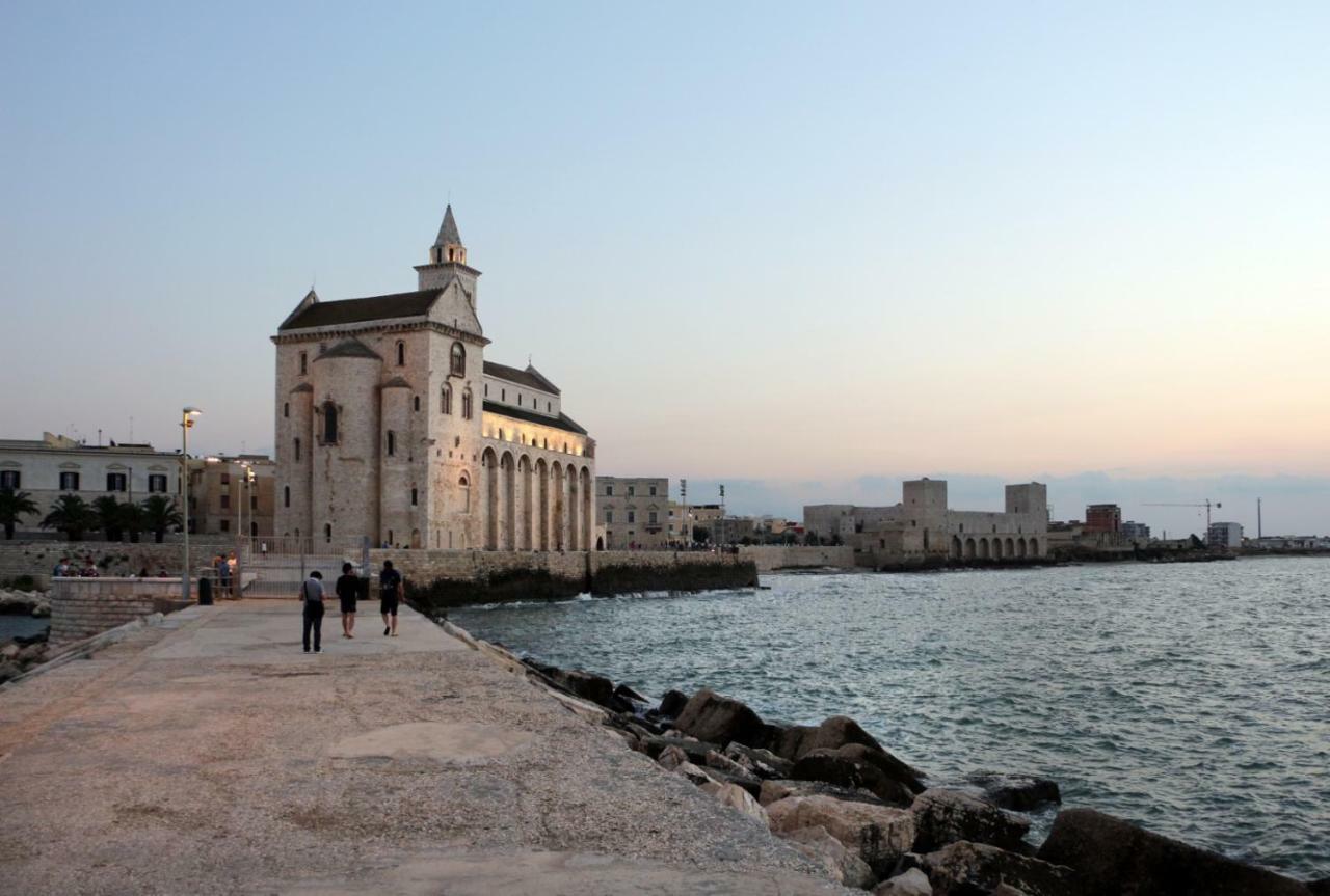 I Colori Della Puglia Rooms Трани Экстерьер фото